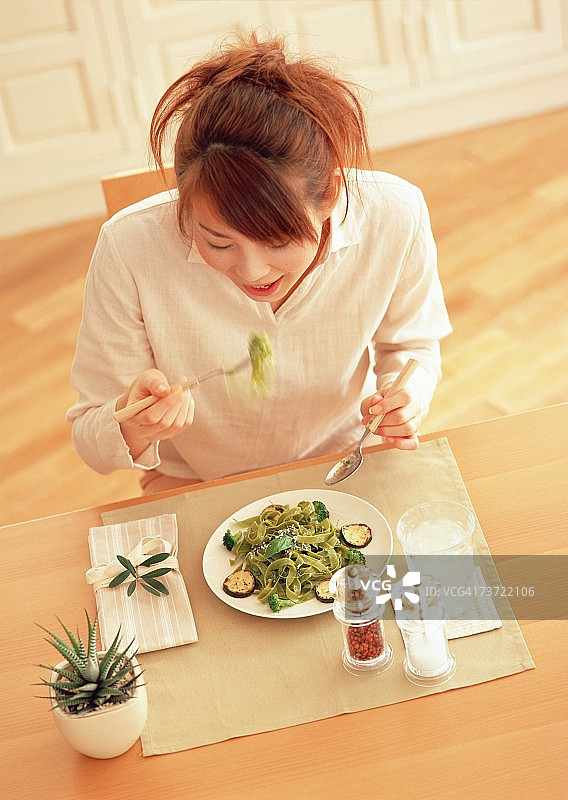 菠菜意大利宽面图片素材
