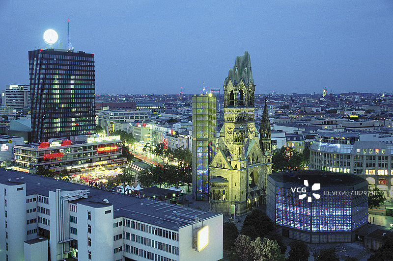 德国柏林纪念教堂和欧洲中心图片素材