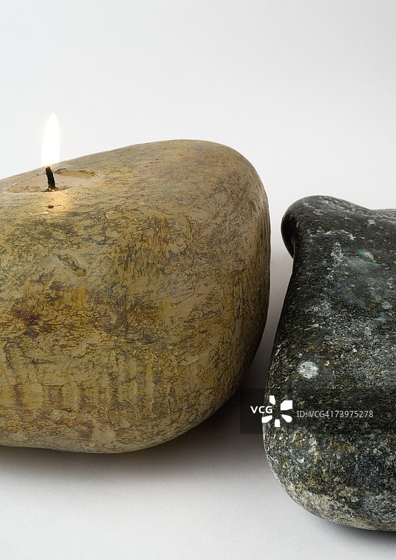 石头造型蜡烛图片素材