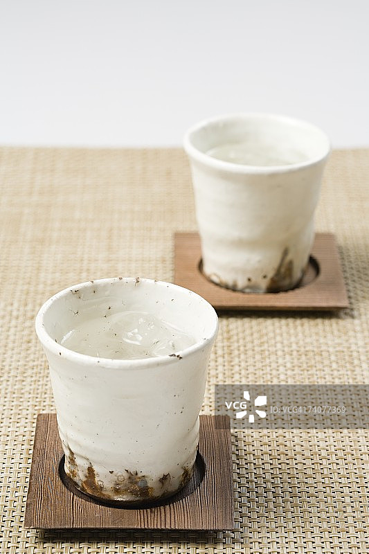 杯子与杯垫图片素材