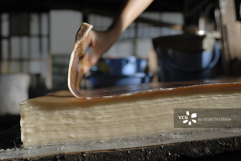 手持蜡片特写图片素材