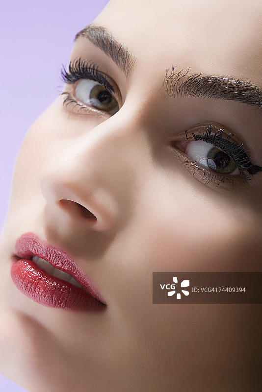 年轻的女人图片素材