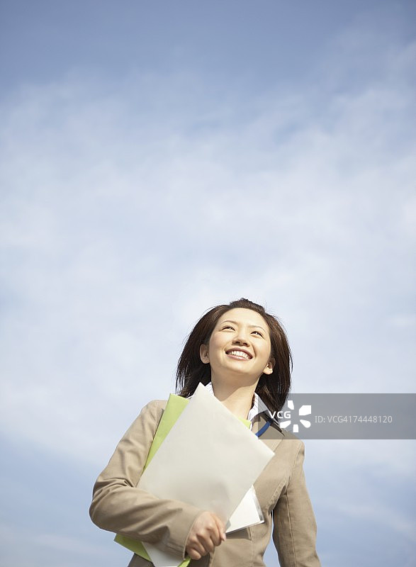 奔跑的日本女商人图片素材