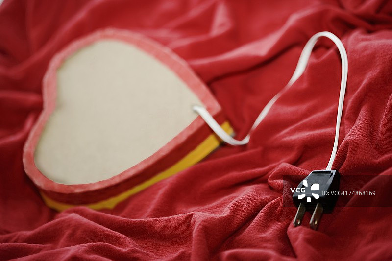 心形台灯特写图片素材