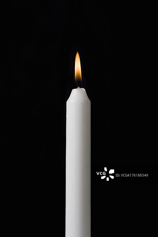 燃烧的蜡烛图片素材