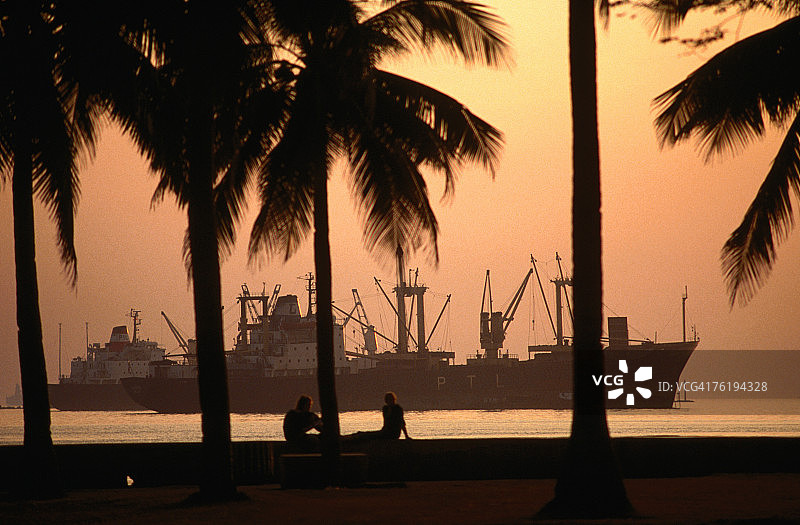 马尼拉日落港口，菲律宾图片素材