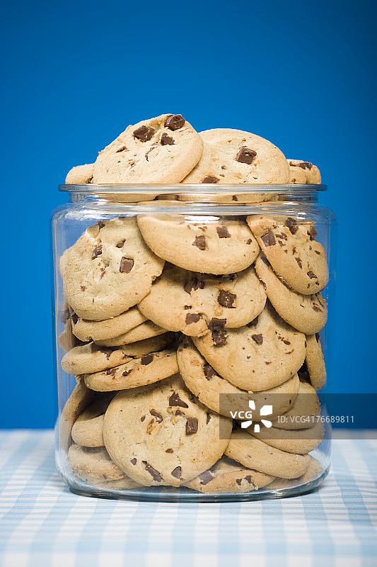 巧克力曲奇饼干罐图片素材