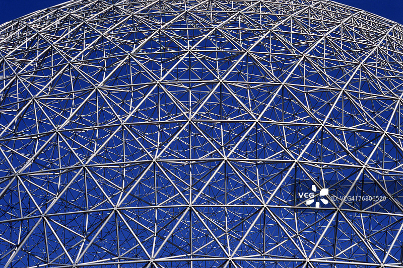 加拿大蒙特利尔圣海伦岛测地钢圆顶结构图片素材