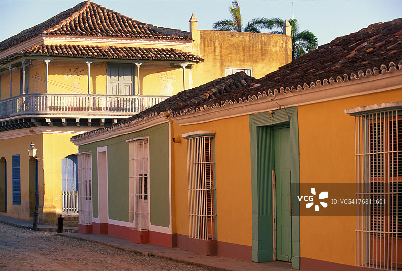 古巴特立尼达的房屋排图片素材