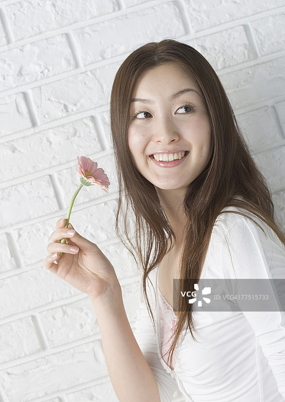女人和花图片素材