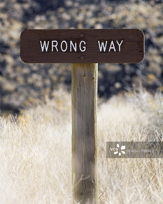 错误方向标志图片素材