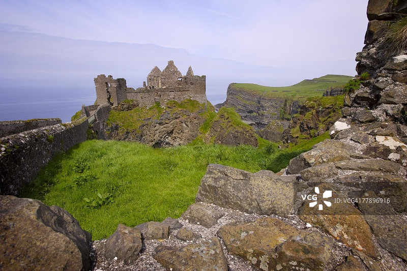 邓路斯城堡遗址图片素材