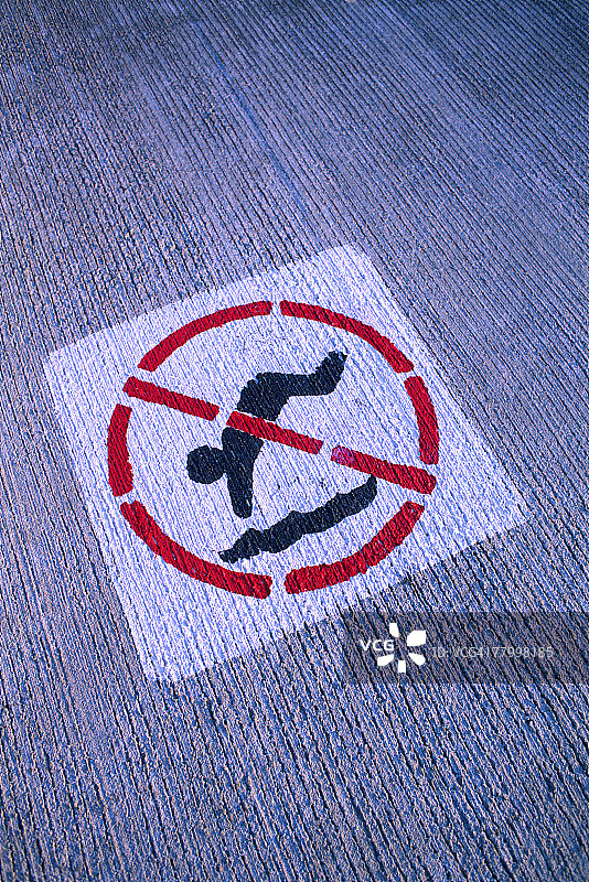 禁止跳水标志图片素材