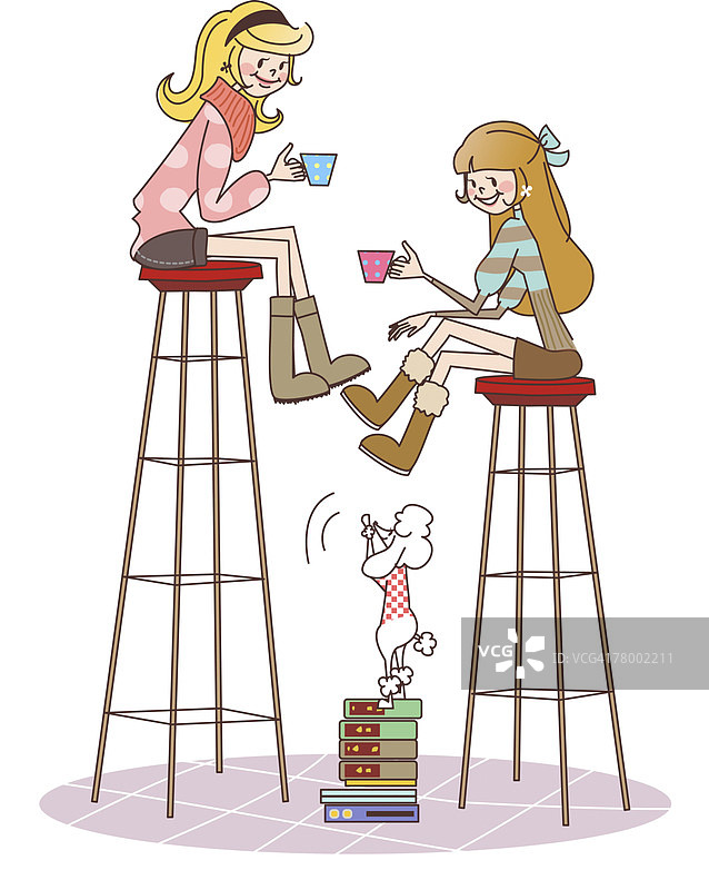 两位女士坐在凳子上端着茶杯图片素材