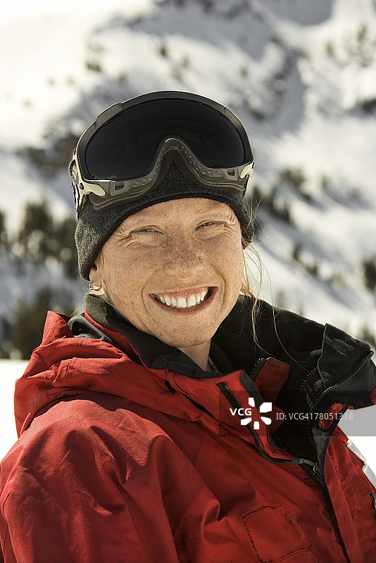 戴滑雪镜的女人图片素材