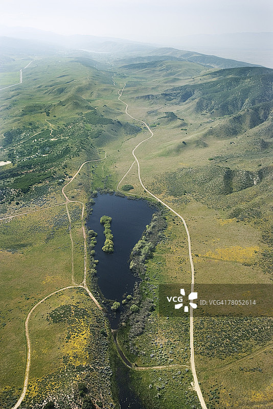 加利福尼亚州斯利皮谷圣安地列斯断层鸟瞰图图片素材