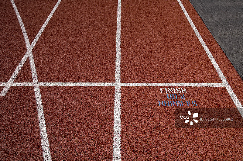 110米跨栏终点线图片素材