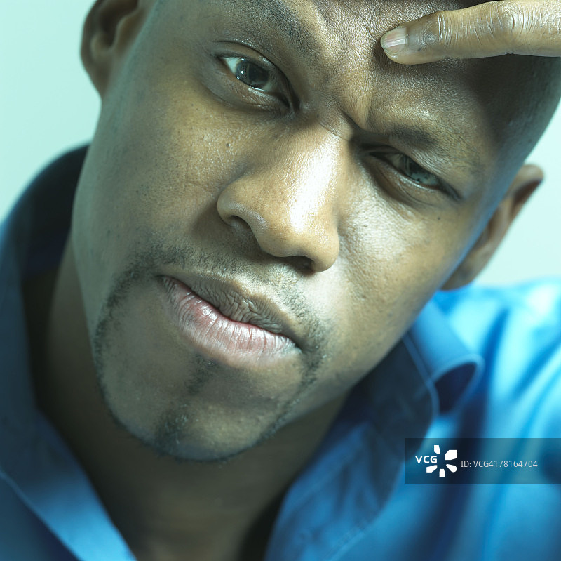 困惑的男人图片素材