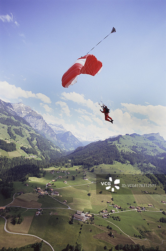 跳伞运动员图片素材