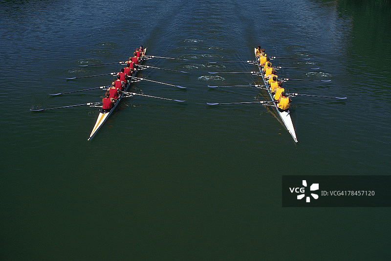 水上赛艇队图片素材
