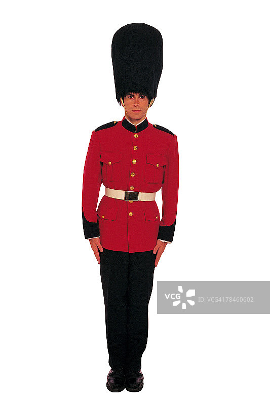 身穿英国皇家卫队制服的男子图片素材