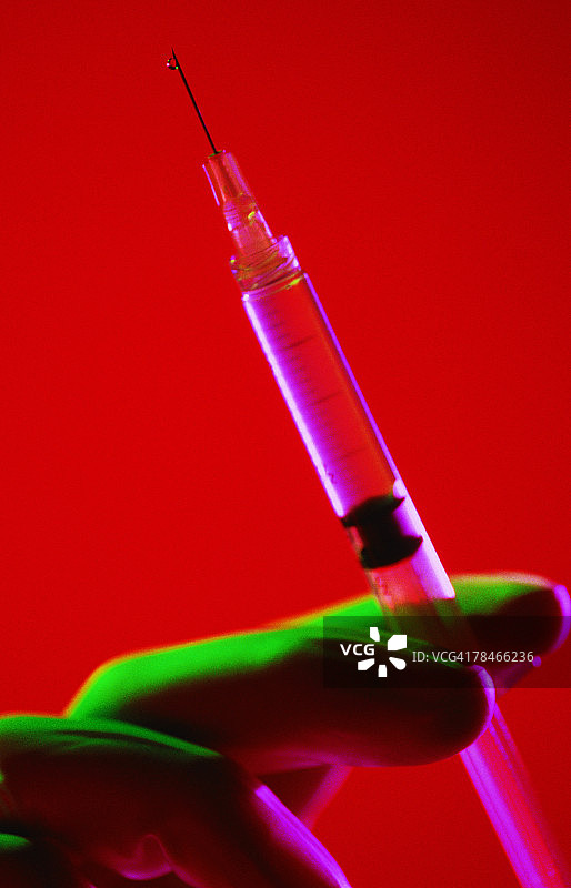手持注射器图片素材