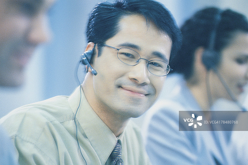 工作中的男人图片素材