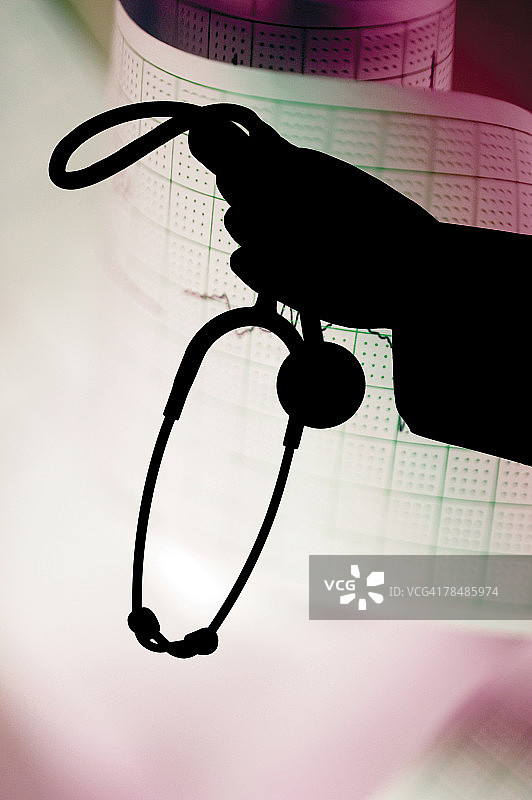 手持听诊器的轮廓图片素材