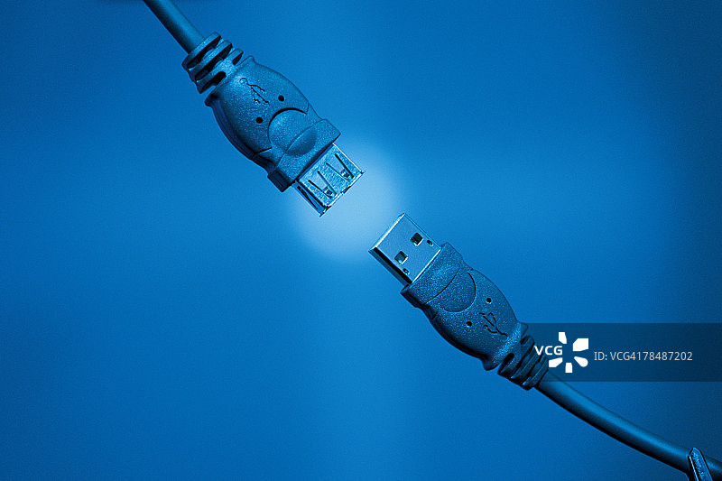 USB数据线连接图片素材