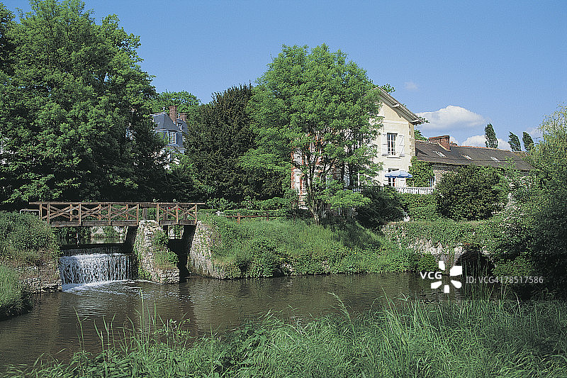 德莫维耶尔城堡，法国图片素材