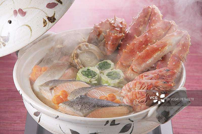 锅中煮熟的海鲜图片素材