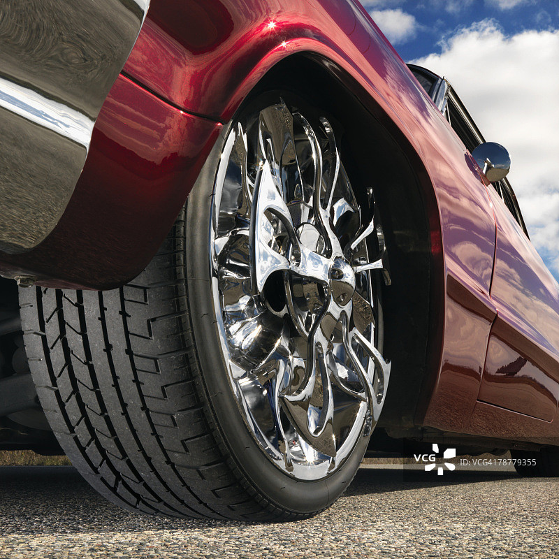 红色老爷车图片素材