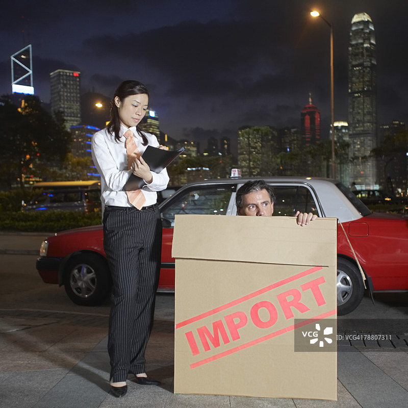 女商人检查业务伙伴图片素材