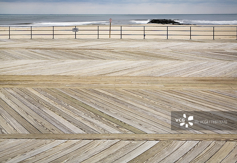 宁静的海滩图片素材
