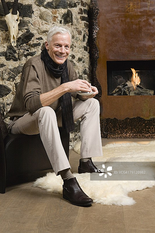 一位长者的肖像图片素材