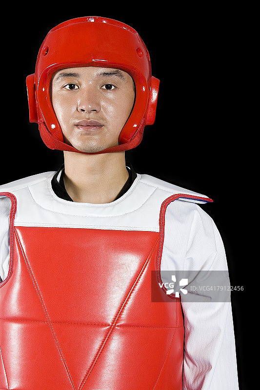 身穿跆拳道服的男人图片素材