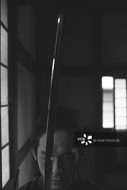 持剑的武士图片素材
