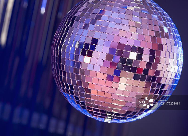 舞厅的镜面球图片素材