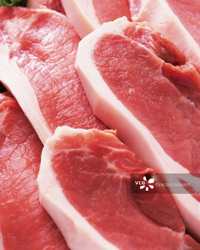 未烹饪的猪里脊肉特写图片素材