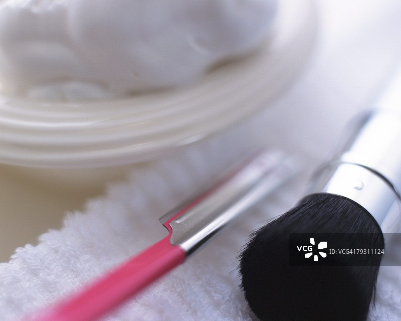 剃须用品特写，焦点偏移图片素材