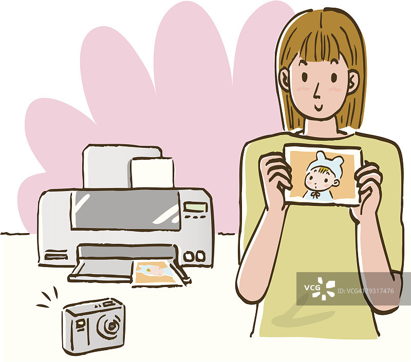 女人拿着婴儿照片，正面视角图片素材