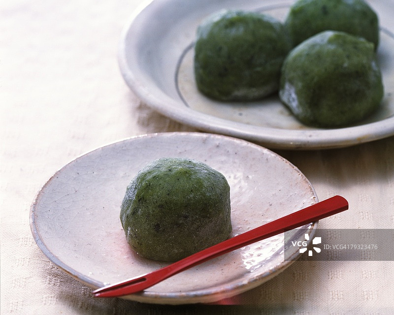 艾草包，高角度特写图片素材