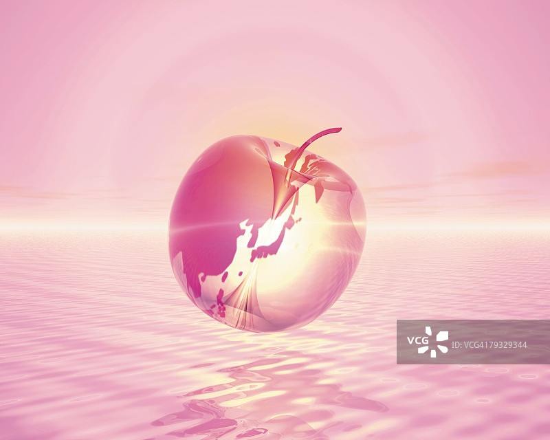 漂浮在水面上的苹果形水晶球，电脑图形合成图片素材