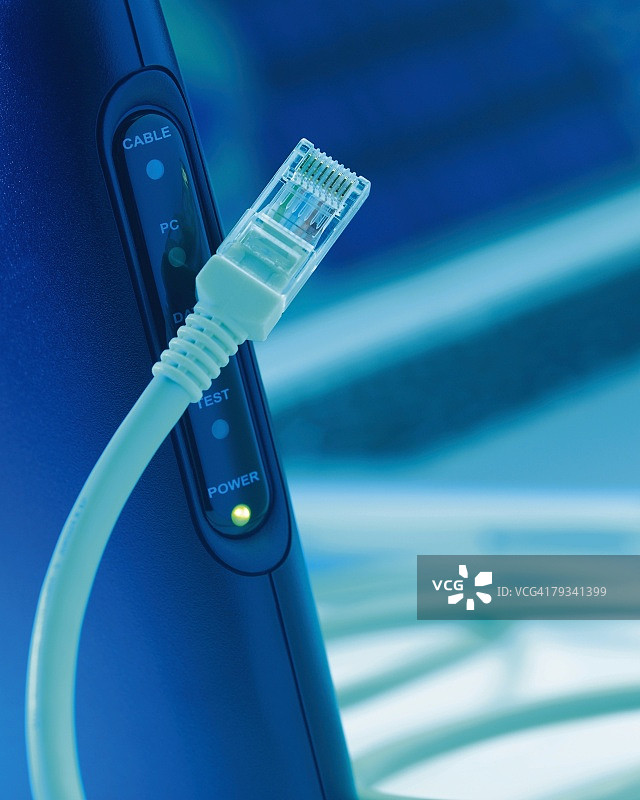 调制解调器和电缆特写图片素材