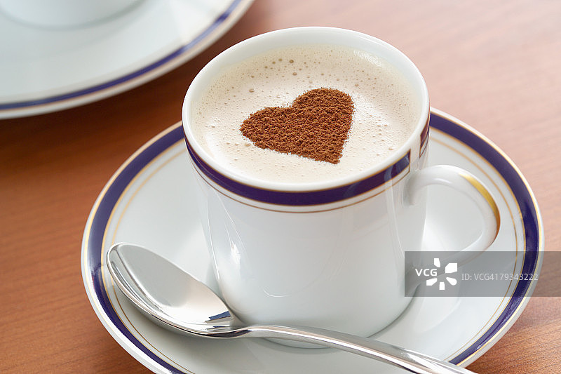 带有心形的卡布奇诺图片素材