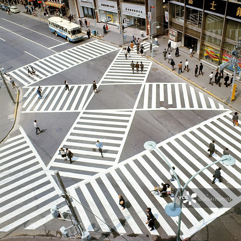 新宿昭和时代十字路口图片素材