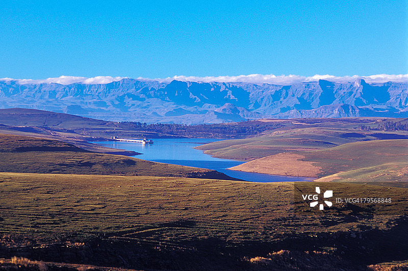 南非德拉肯斯堡：斯特克方丹大坝自然保护区R74公路附近图片素材