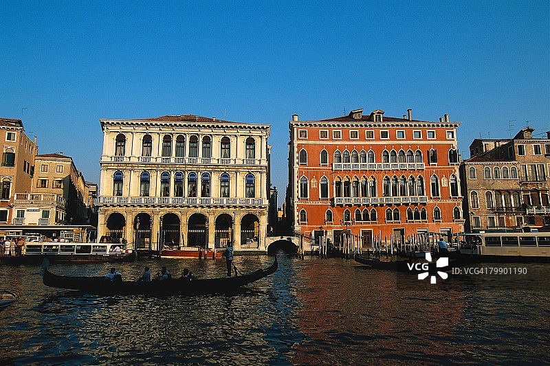 本博宫和马宁-多尔芬宫图片素材