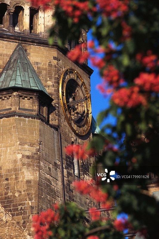 被摧毁的威廉皇帝纪念教堂钟楼图片素材