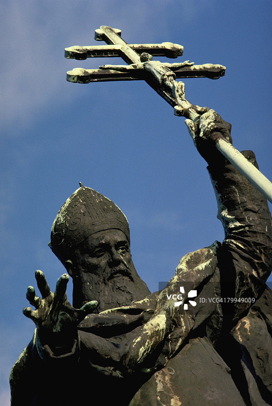 西班牙教堂主教雕像图片素材